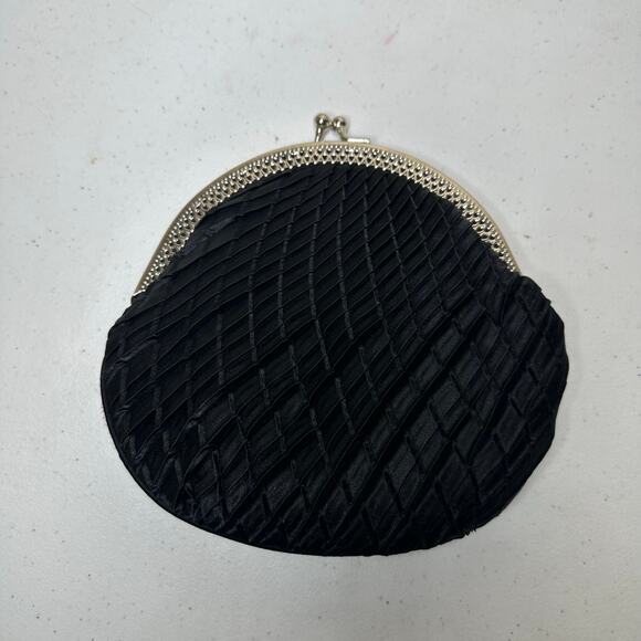 Claire's Black Clam Shell Clutch Chain Purse Y2K Vintage Style 1920 Satin Silver - Picture 3 of 9